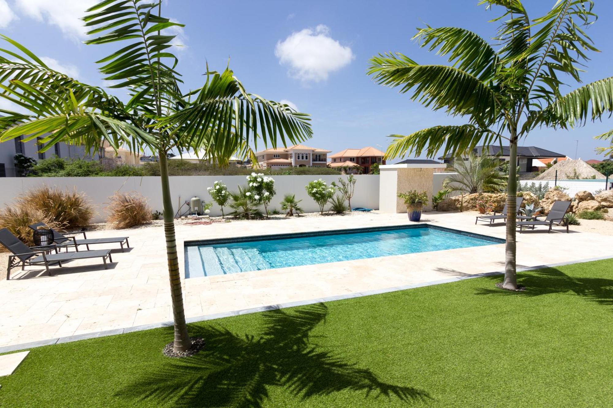 Goudhaen Luxury Private Apartments Jan Thiel Beach المظهر الخارجي الصورة