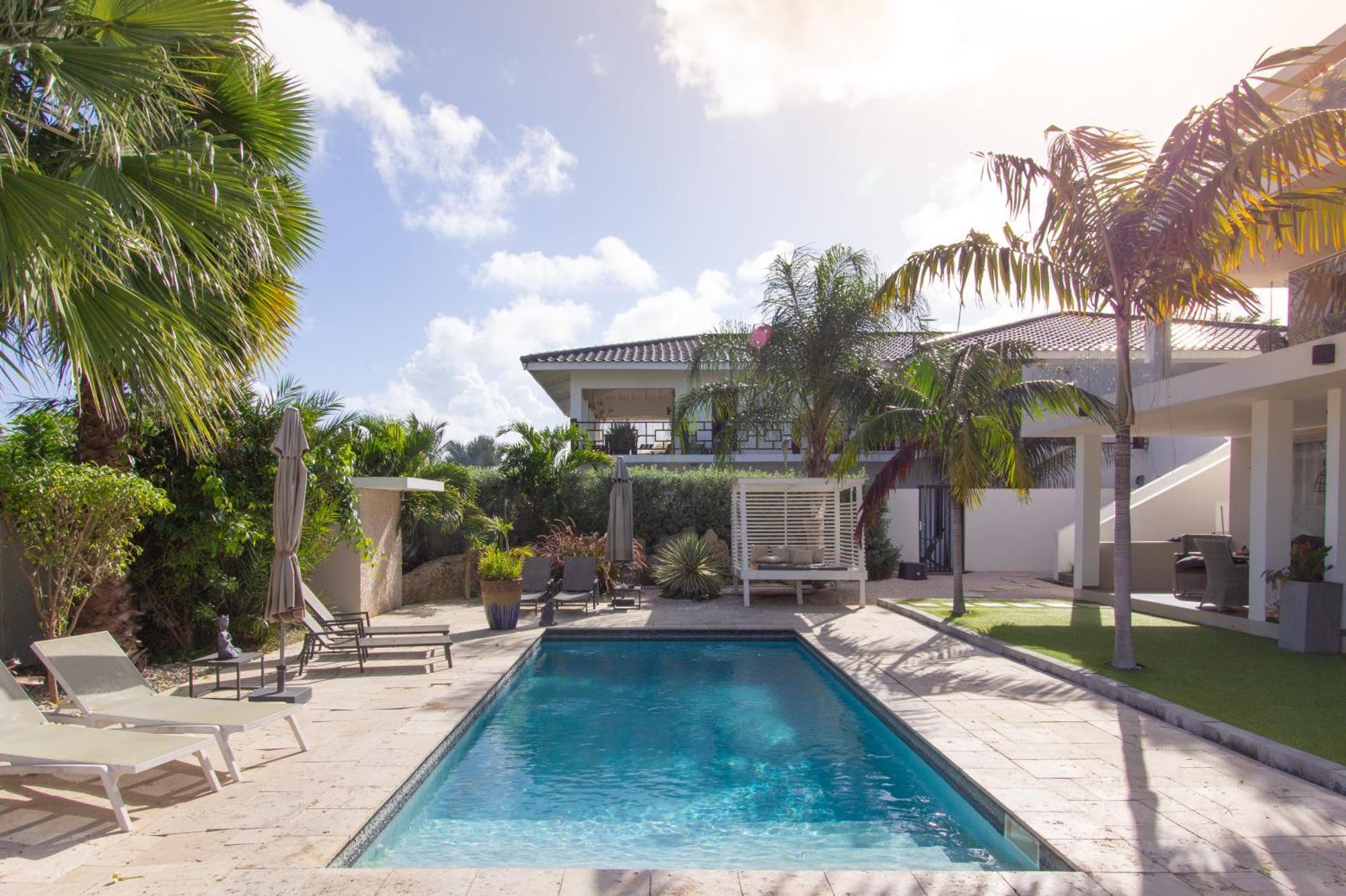 Goudhaen Luxury Private Apartments Jan Thiel Beach المظهر الخارجي الصورة