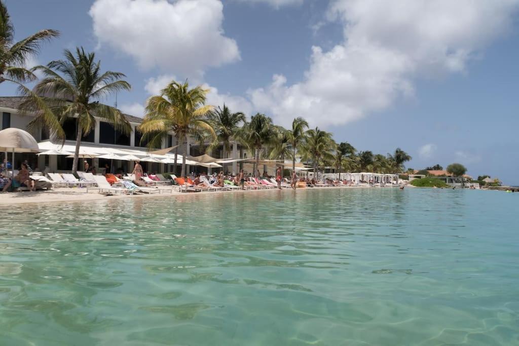 Goudhaen Luxury Private Apartments Jan Thiel Beach المظهر الخارجي الصورة