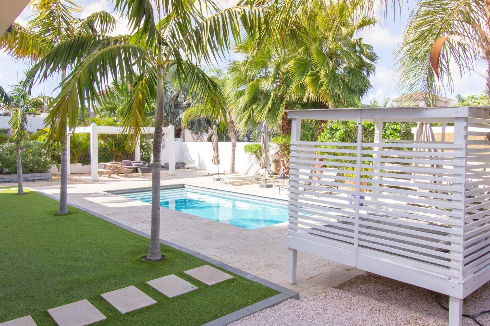 Goudhaen Luxury Private Apartments Jan Thiel Beach المظهر الخارجي الصورة