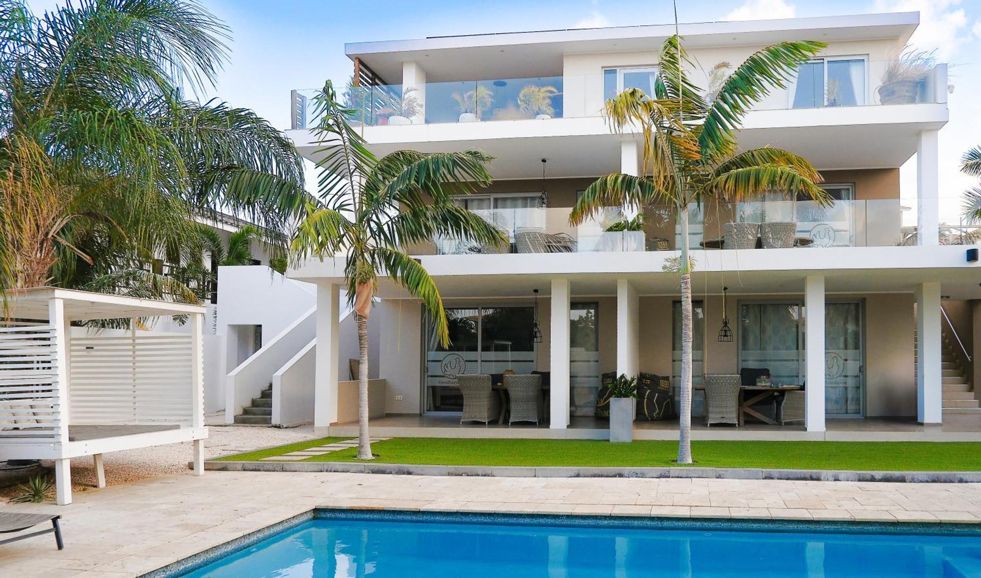Goudhaen Luxury Private Apartments Jan Thiel Beach المظهر الخارجي الصورة