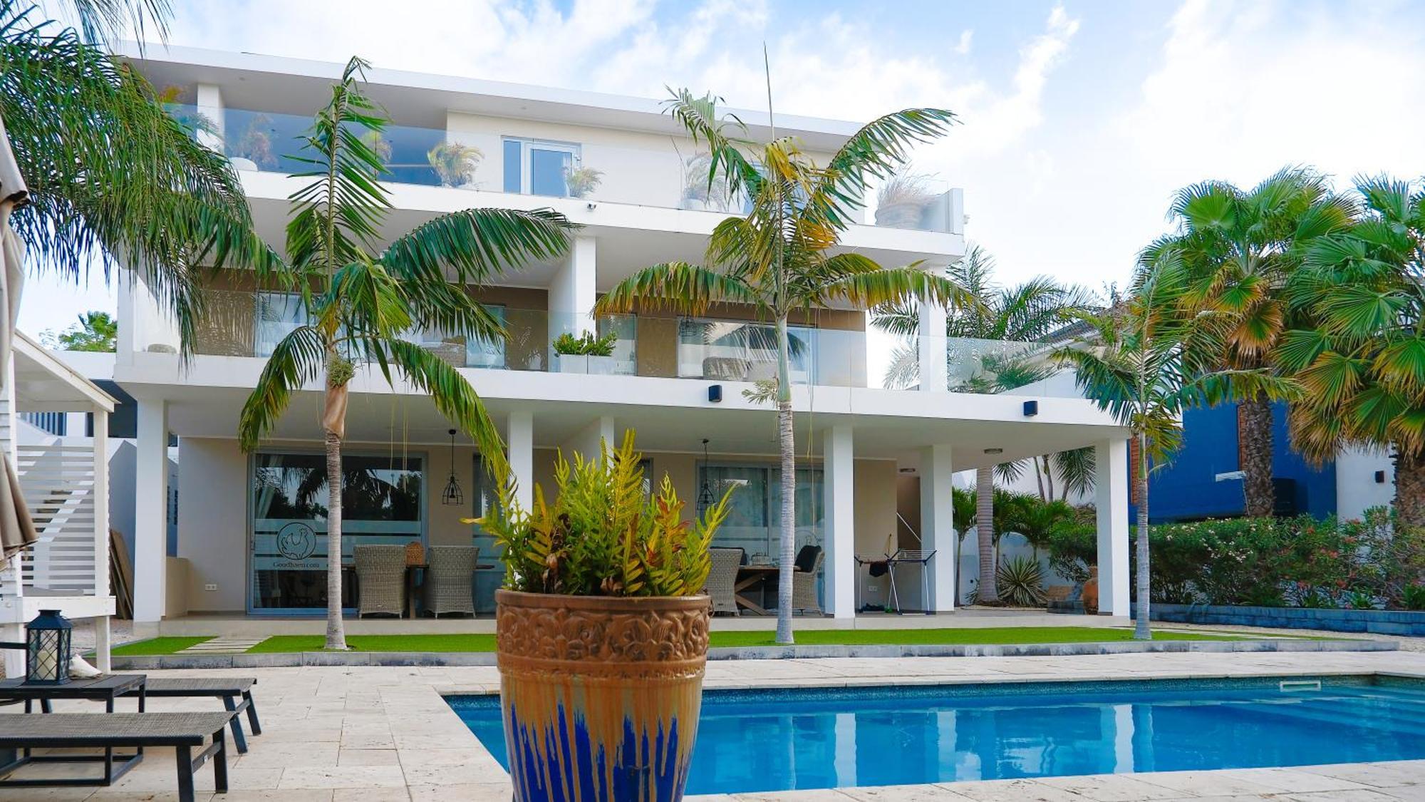 Goudhaen Luxury Private Apartments Jan Thiel Beach المظهر الخارجي الصورة